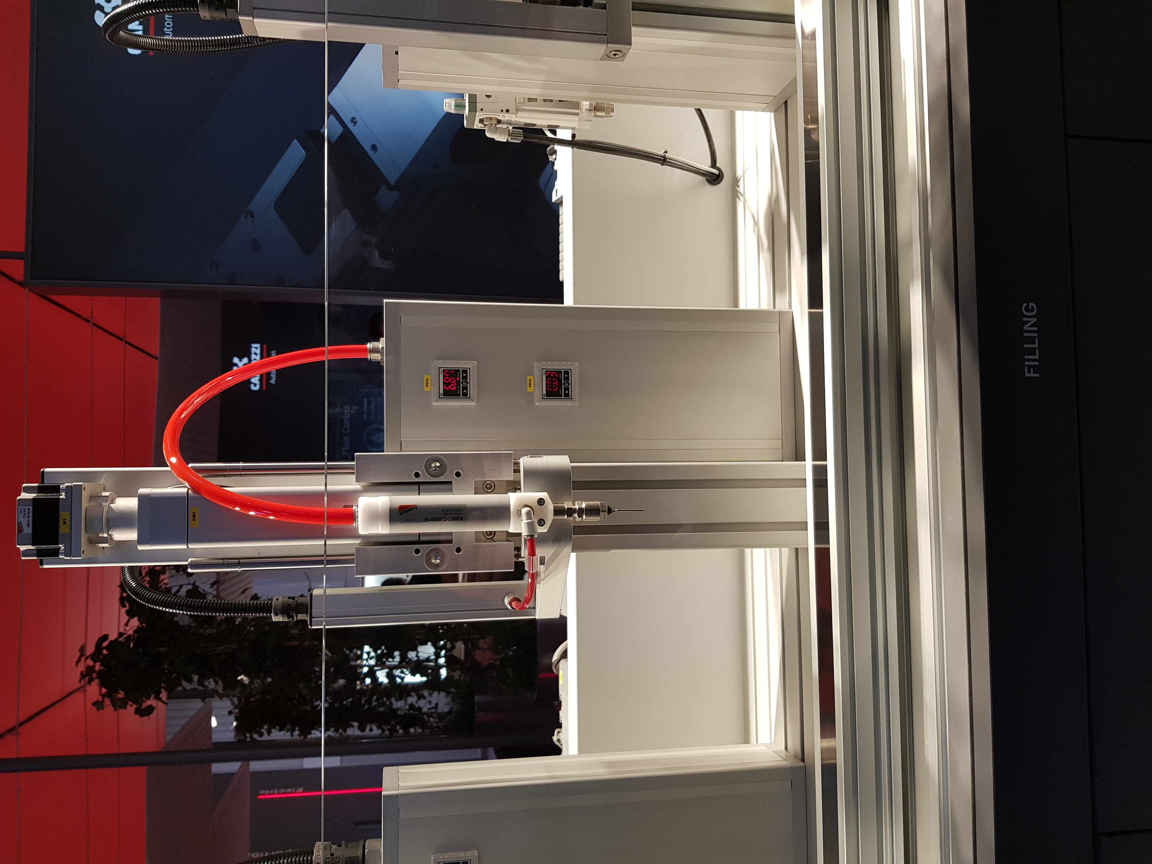 Пневмо- та гідропривод систем пакування та рециклінгу